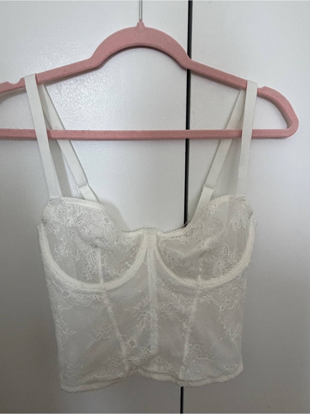 SKIMS White Ultra Fine Lace Corset